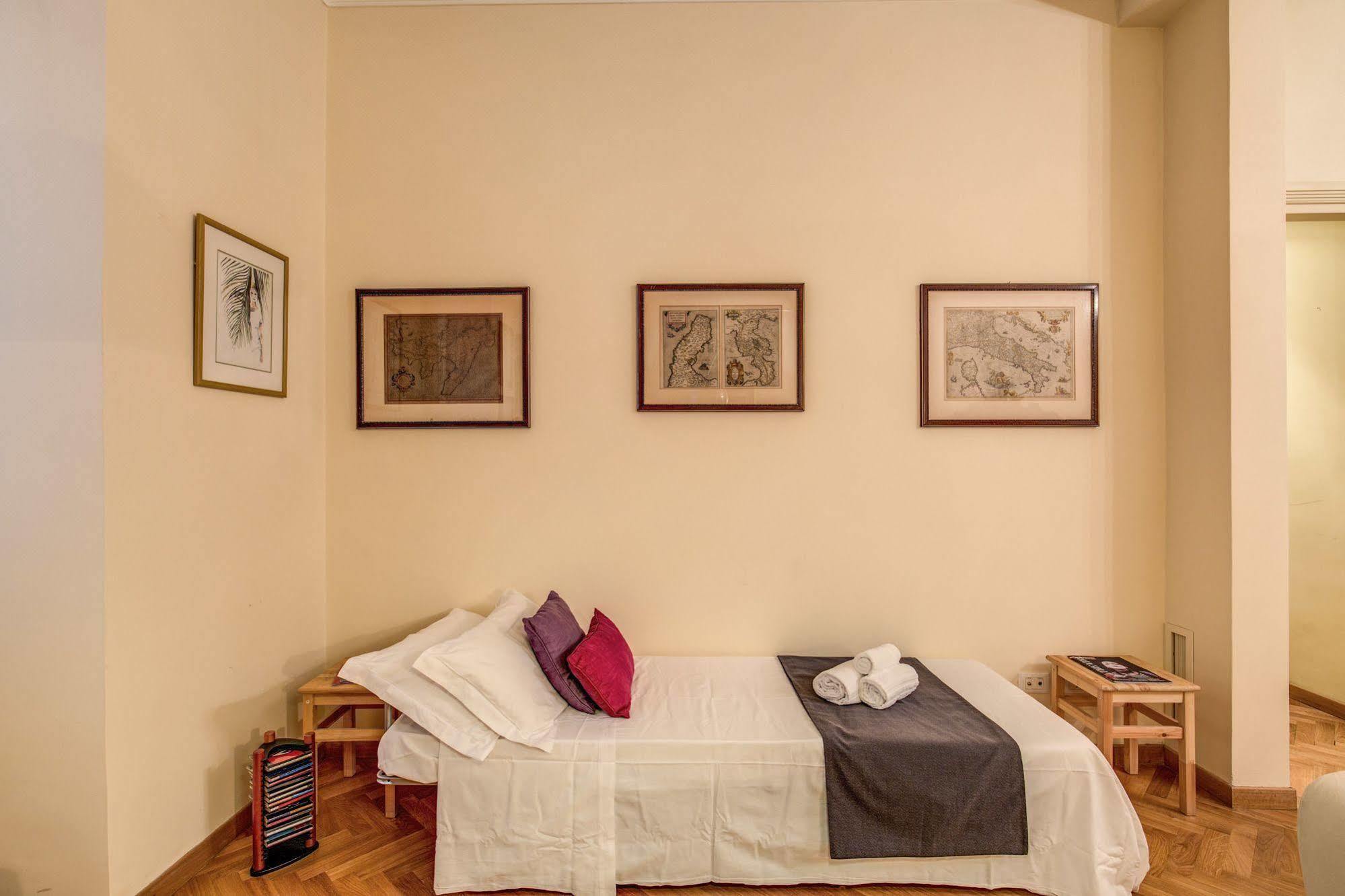 Boschetto Apartment โรม ภายนอก รูปภาพ