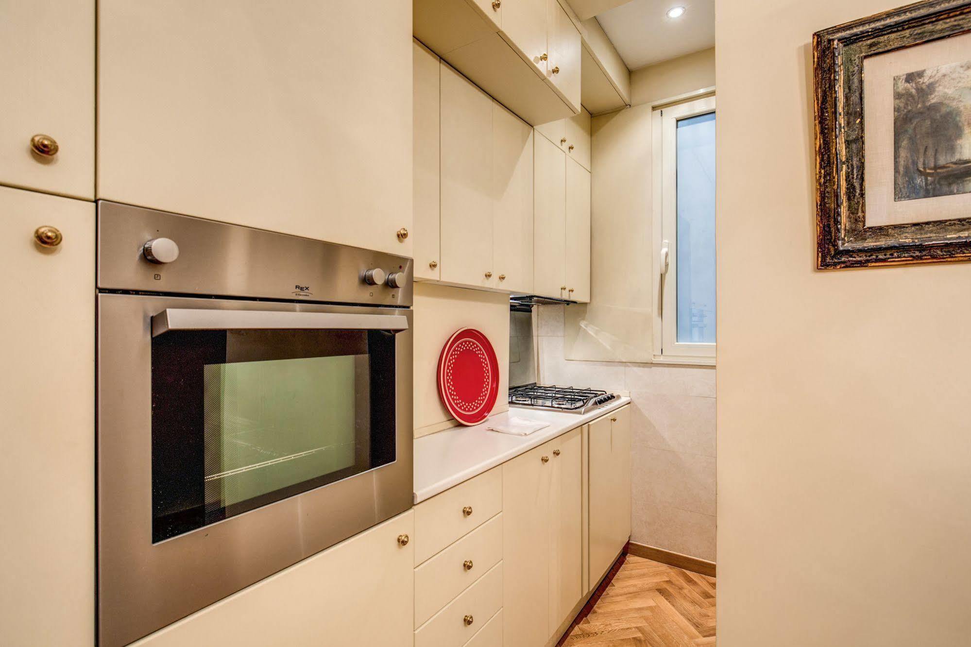 Boschetto Apartment โรม ภายนอก รูปภาพ