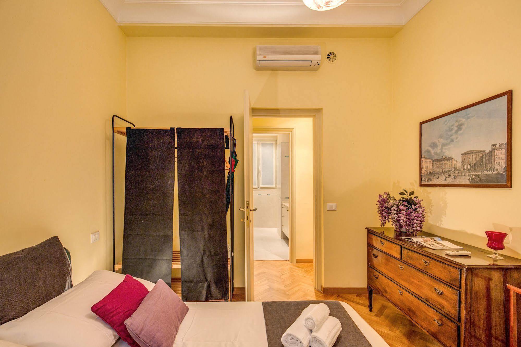 Boschetto Apartment โรม ภายนอก รูปภาพ